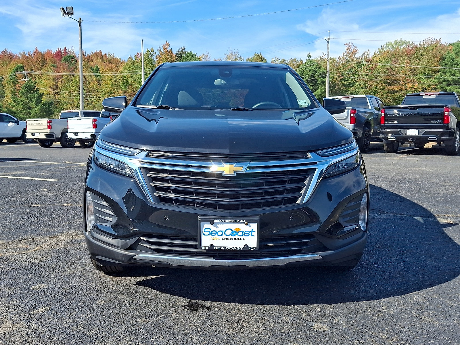 Certified 2024 Chevrolet Equinox LT w/ LPO, Floor Liner Package FWD image 2