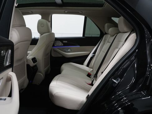 New 2026 Mercedes-Benz GLE 53 AMG 4MATIC image 17