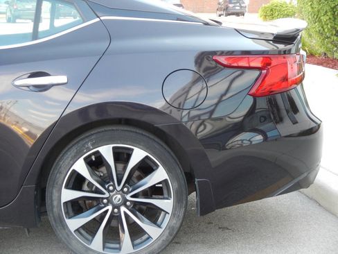 Used 2016 Nissan Maxima SR image 13