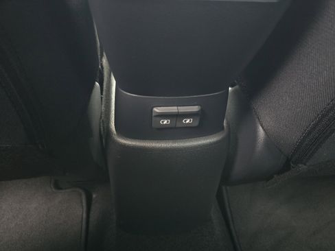 Certified 2025 Nissan Kicks Play S FWD image 24