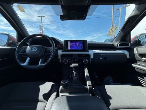 Used 2024 Toyota Tacoma TRD Off-Road image 27