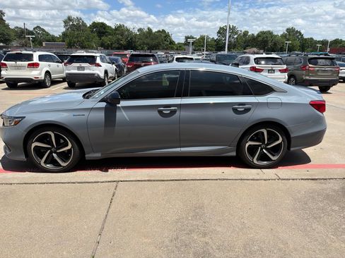 Used 2022 Honda Accord Sport image 6