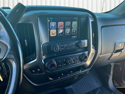 Used 2018 Chevrolet Silverado 1500 LT image 10