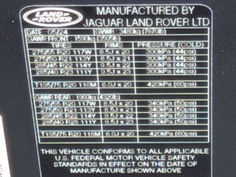 Certified 2024 Land Rover Range Rover Long Wheelbase SE image 24