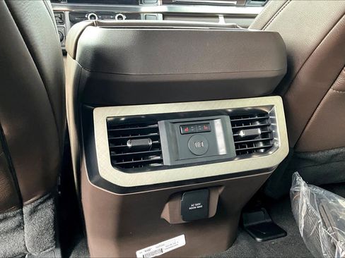 New 2026 Ford F250 King Ranch w/ FX4 Off-Road Package AWD/4WD image 18