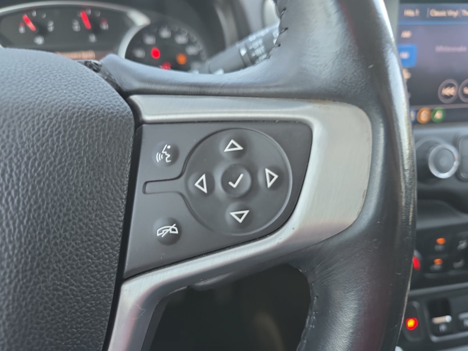 Used 2019 GMC Terrain SLE w/ Driver Convenience Package FWD image 23