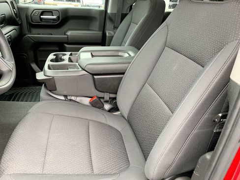 Certified 2021 Chevrolet Silverado 1500 Custom Trail Boss w/ Safety Confidence Package AWD/4WD image 17