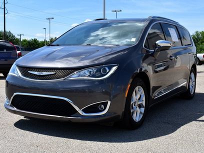 Used 2020 Chrysler Pacifica Limited