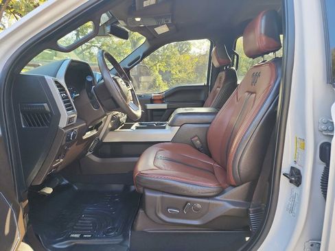 Used 2019 Ford F250 King Ranch w/ Chrome Package image 18