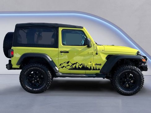 Used 2022 Jeep Wrangler Sport image 2
