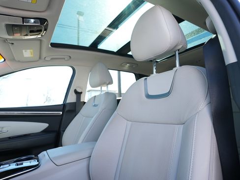 Used 2023 Hyundai Tucson Limited image 7