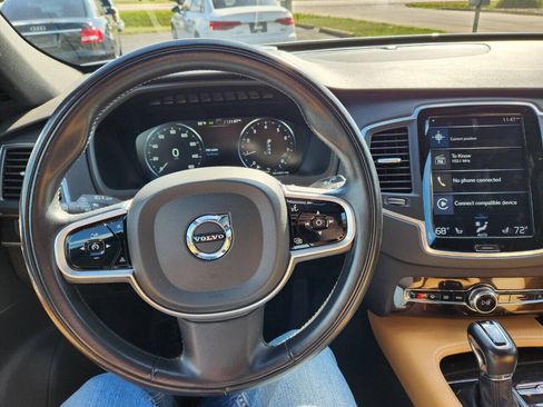 Used 2019 Volvo XC90 T6 Momentum w/ Advanced Package AWD/4WD image 13