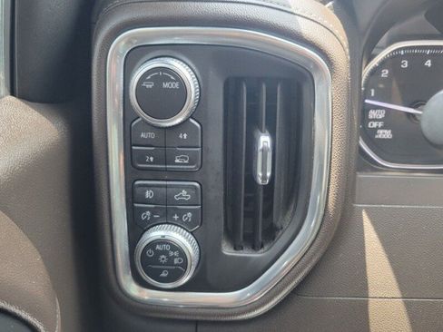 Used 2021 GMC Sierra 1500 SLT w/ SLT Premium Package AWD/4WD image 20