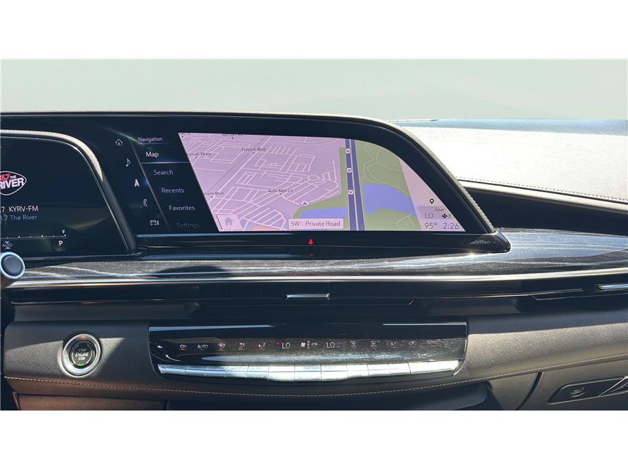 Used 2021 Cadillac Escalade ESV Sport w/ Driver Assist Tech Package AWD/4WD image 21