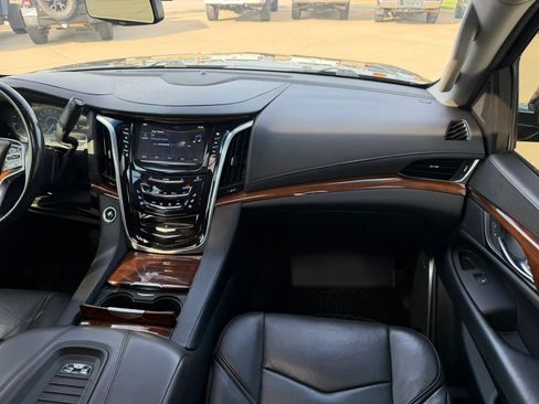 Used 2019 Cadillac Escalade Premium Luxury AWD/4WD image 70