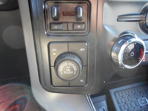 New 2025 Ford F150 XLT w/ Equipment Group 303A High image 45