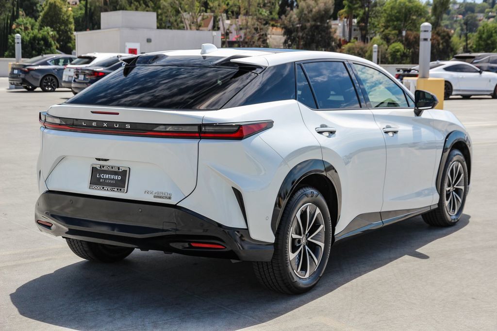 Certified 2023 Lexus RZ 450e Premium w/ Technology Package AWD/4WD image 5