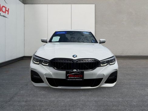 Used 2020 BMW 330i xDrive Sedan w/ M Sport Package AWD/4WD image 5