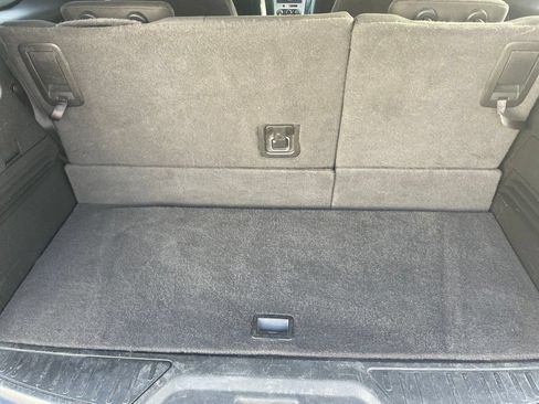 Used 2011 GMC Acadia SLE FWD image 21