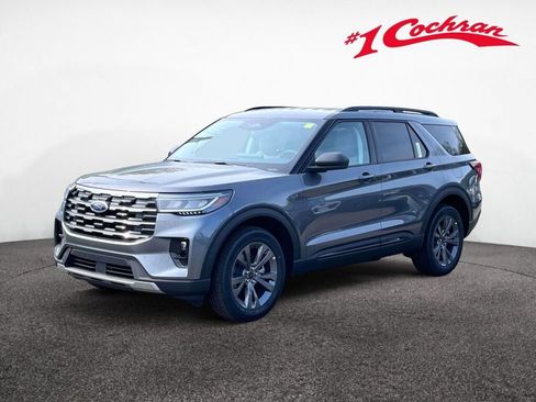 New 2026 Ford Explorer Active AWD/4WD image 11