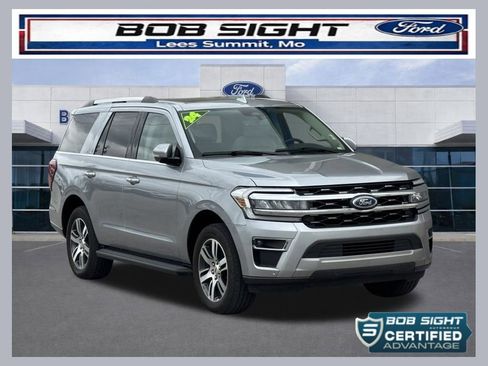Used 2024 Ford Expedition Limited AWD/4WD image 1