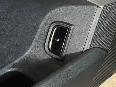 Certified 2024 Cadillac Lyriq Luxury w/ LPO, Floor Liner Package AWD/4WD image 22