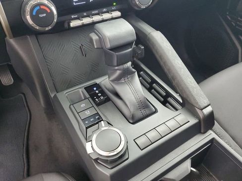 Used 2025 Toyota Tacoma SR image 29