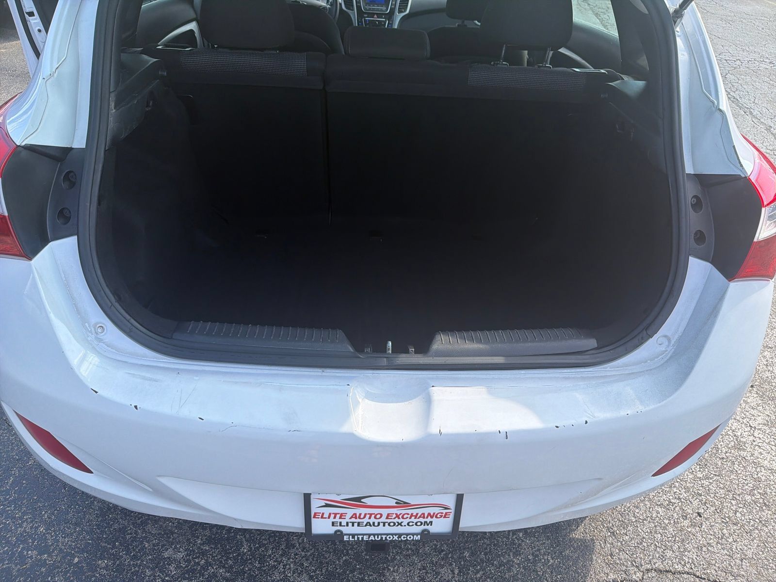 Used 2016 Hyundai Elantra GT FWD image 23