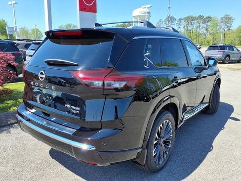 New 2026 Nissan Rogue Platinum AWD/4WD image 3