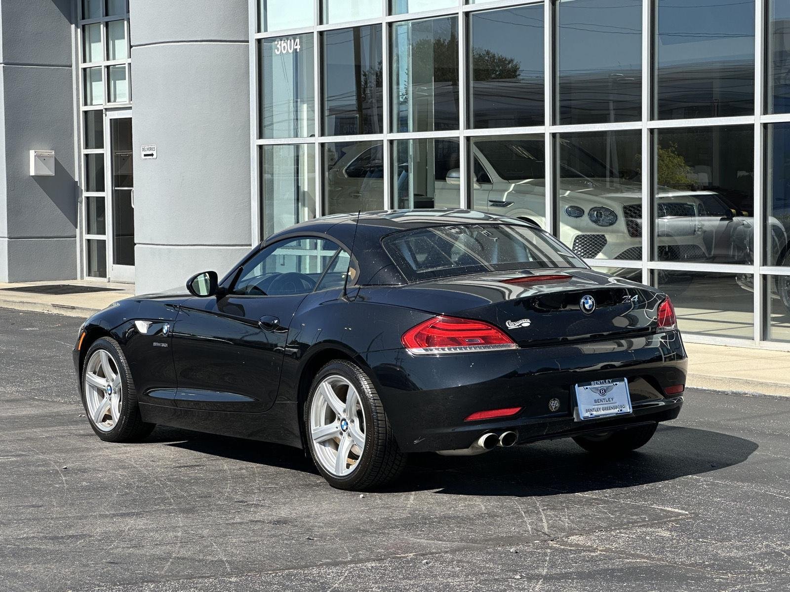 Used 2011 BMW Z4 sDrive30i RWD image 3