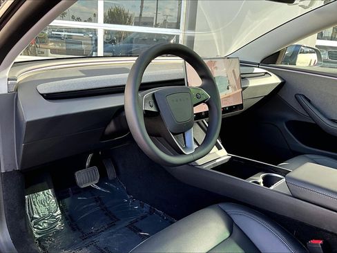 Used 2025 Tesla Model 3 Long Range image 13