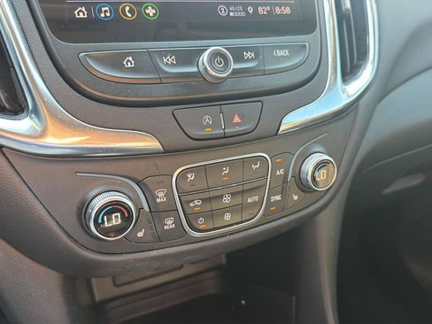 Used 2024 Chevrolet Equinox LT FWD image 22