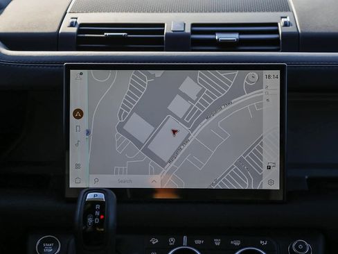 New 2025 Land Rover Defender 130 V8 image 13