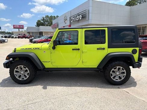 Used 2016 Jeep Wrangler Unlimited Rubicon AWD/4WD image 1