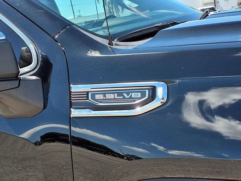 Used 2022 GMC Sierra 1500 Denali RWD image 11