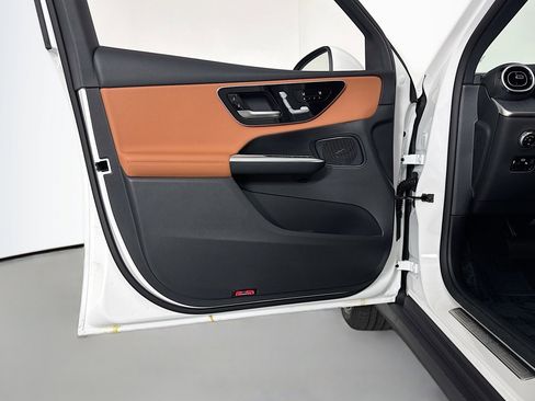 New 2026 Mercedes-Benz GLC 300 image 20