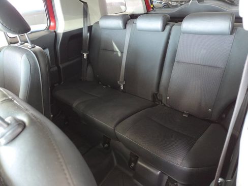 Used 2008 Toyota FJ Cruiser 4WD image 16