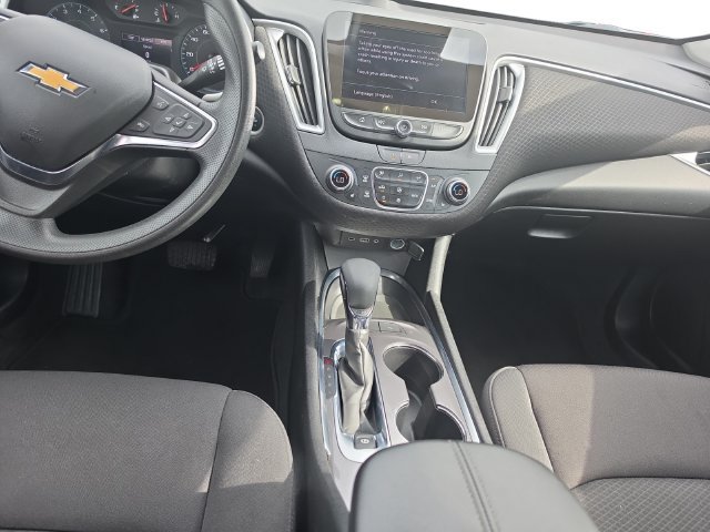 Used 2025 Chevrolet Malibu LT FWD image 13