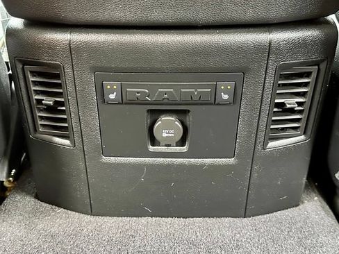 Used 2014 RAM 2500 Limited AWD/4WD image 25