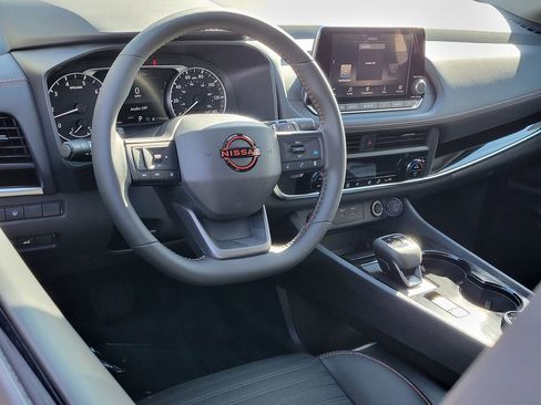 New 2026 Nissan Rogue SV image 5