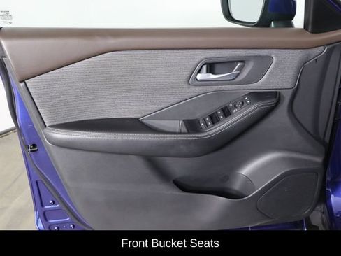 Used 2021 Nissan Rogue SV FWD image 19