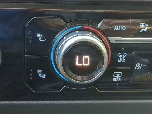 Used 2024 GMC Sierra 1500 SLT image 22