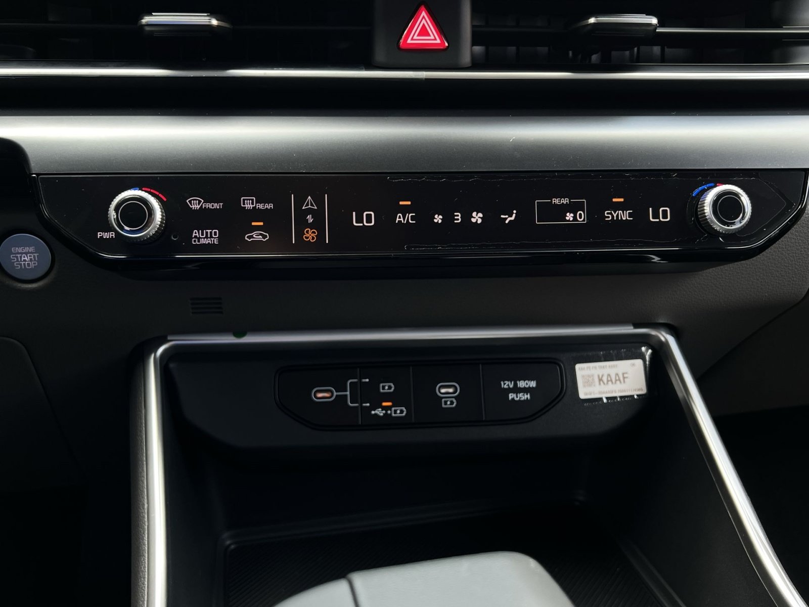 New 2027 Kia Carnival FWD image 28