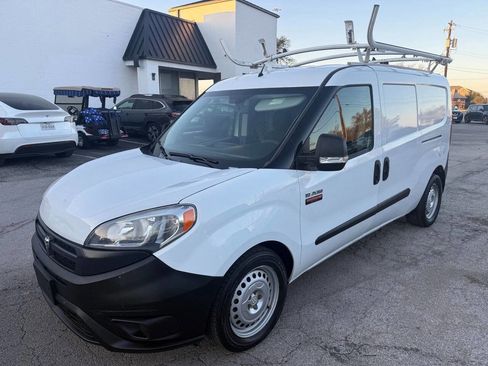 Used 2018 RAM ProMaster City Tradesman image 3