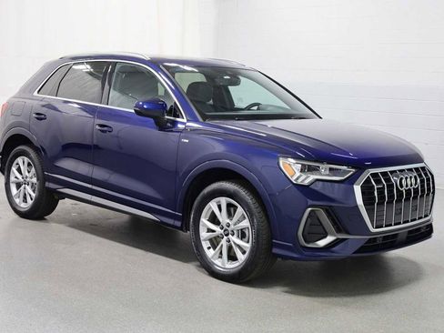 Certified 2025 Audi Q3 2.0T Premium w/ Convenience Package image 13