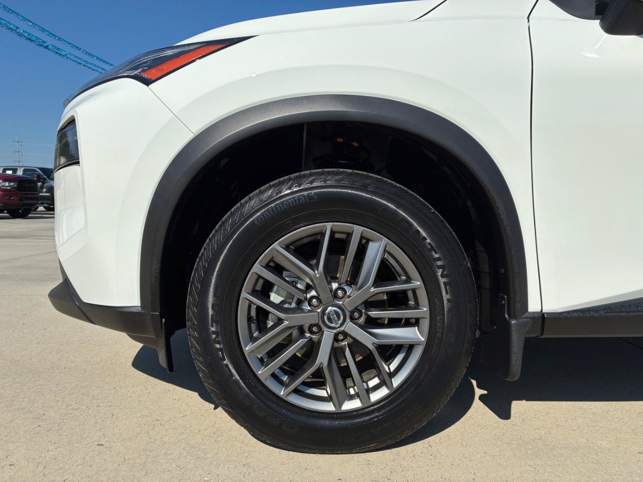 Used 2021 Nissan Rogue S FWD image 7