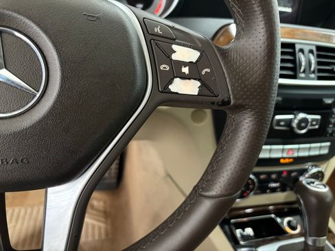 Used 2013 Mercedes-Benz C 250 Sedan image 22