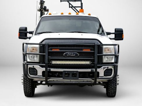 Used 2011 Ford F450 XL w/ PWR Equipment Group AWD/4WD image 3