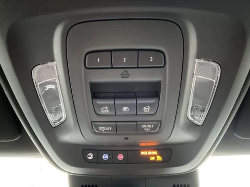 Certified 2026 Cadillac CT5 V image 31