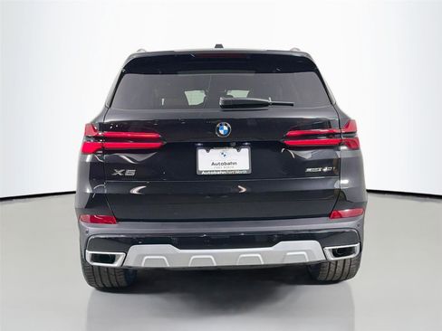 New 2026 BMW X5 sDrive40i w/ Climate Comfort Package RWD image 7